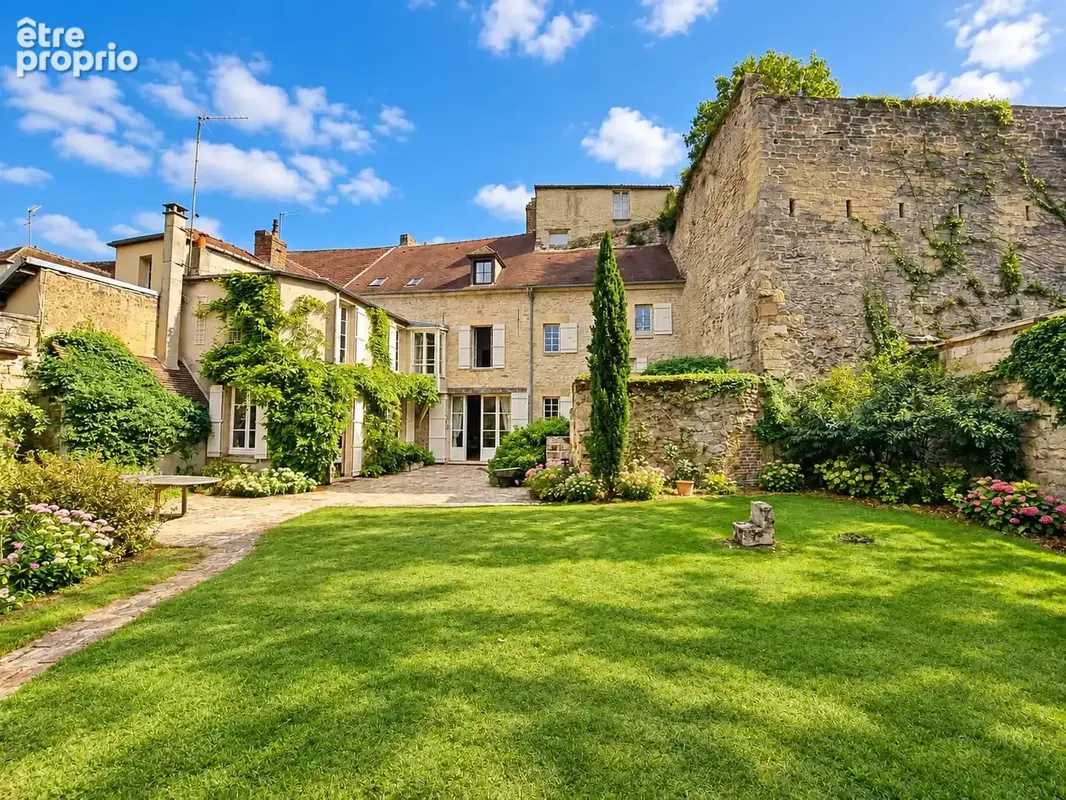 Photo Maison à Senlis au prix de 939 000€