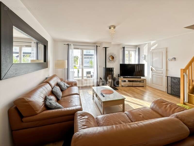 Maison à BRY-SUR-MARNE