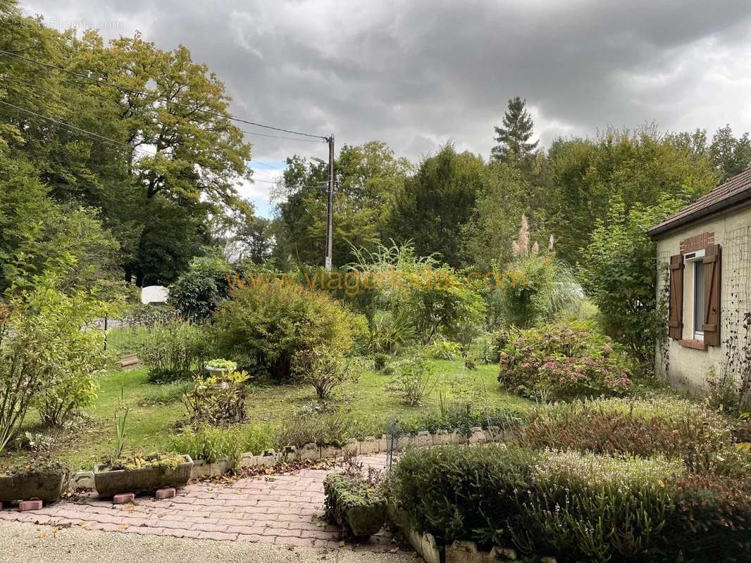 Maison à AUVILLIERS-EN-GATINAIS