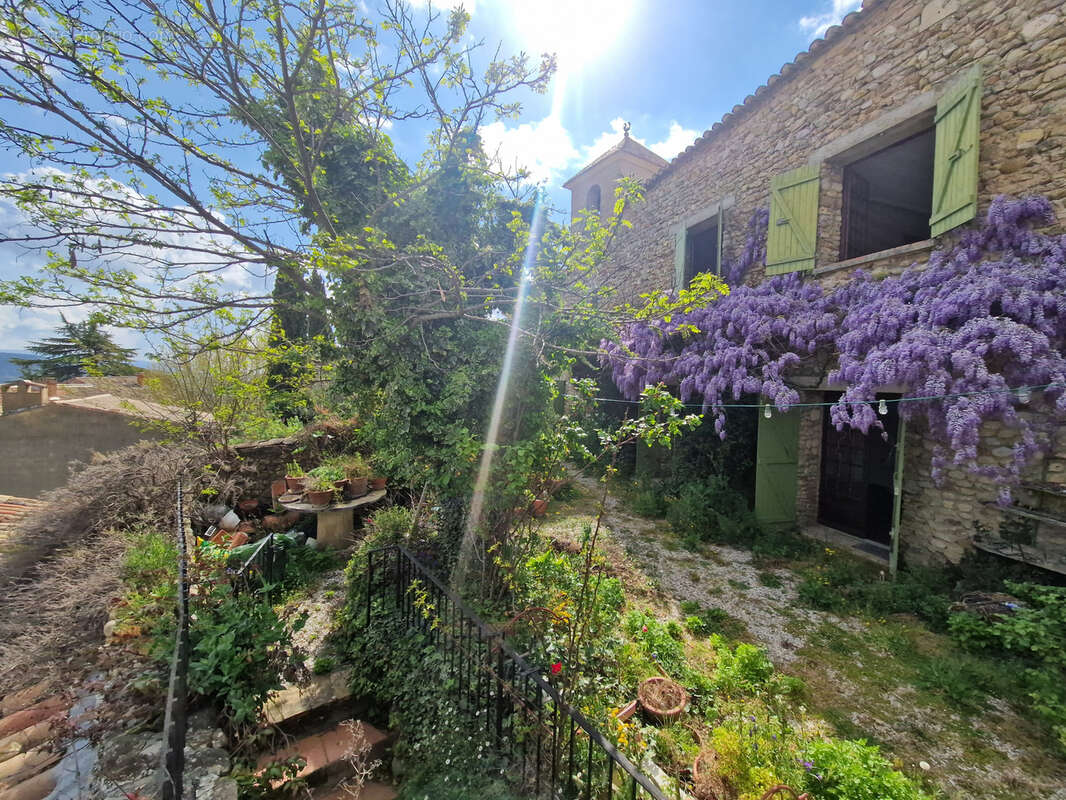 Maison à VINSOBRES