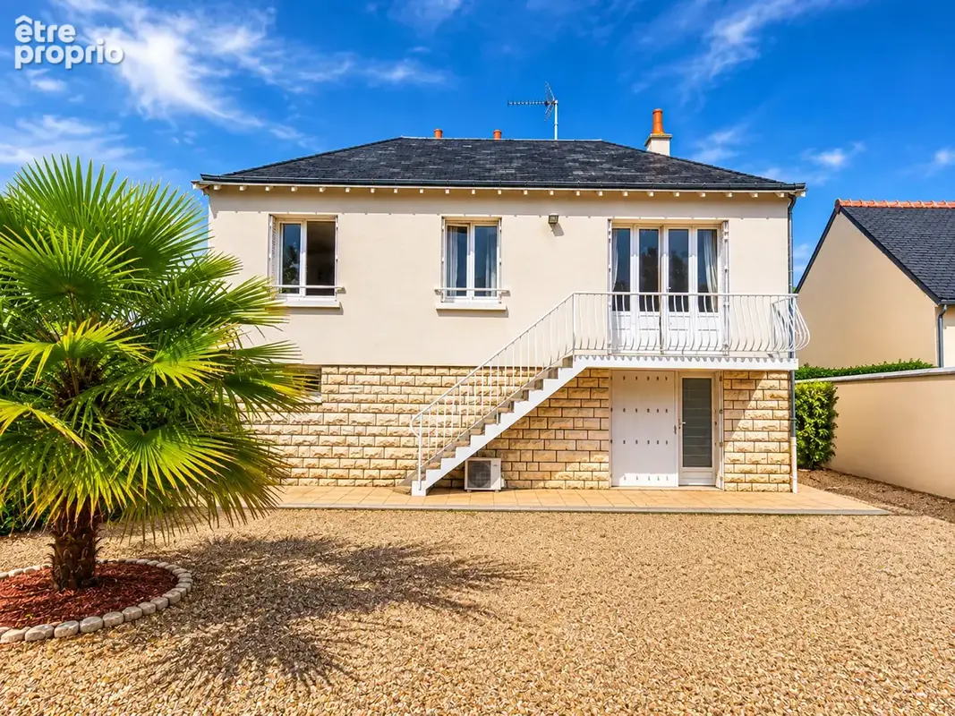 Maison à AVOINE