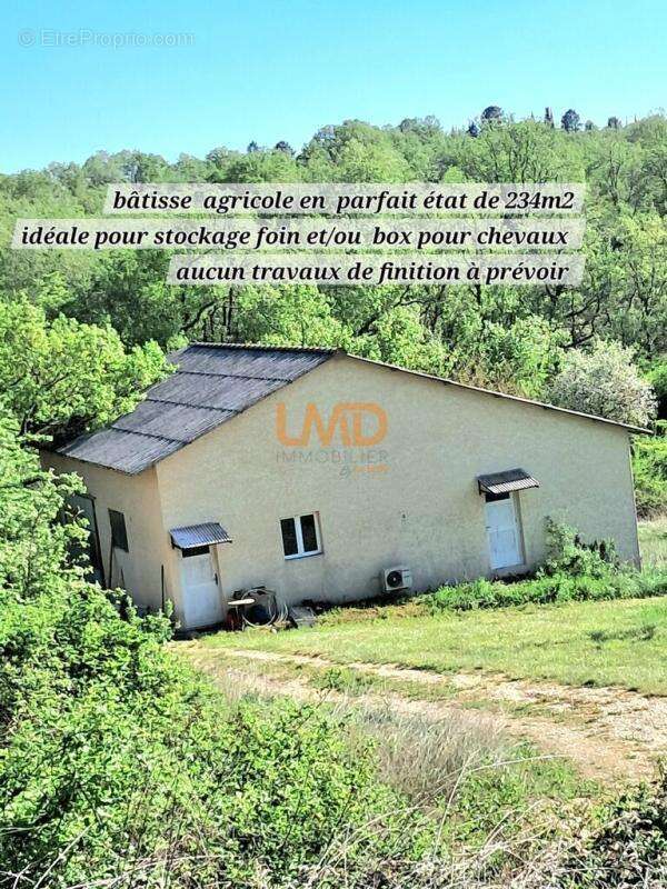 Maison à BARJAC
