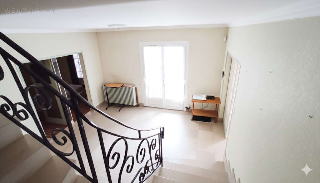 Maison 222m² à châtellerault - photo 4