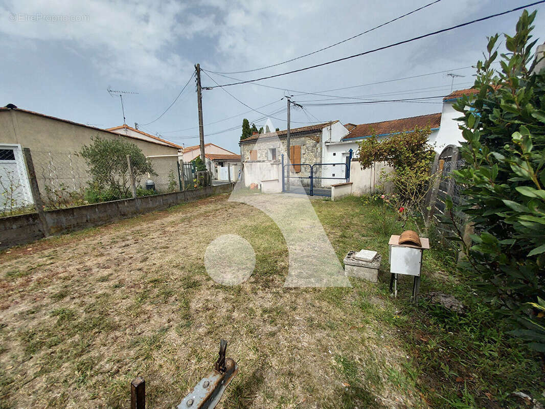 Maison à LA TREMBLADE