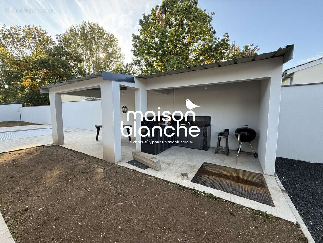 Maison à SAINT-DENIS-DE-PILE