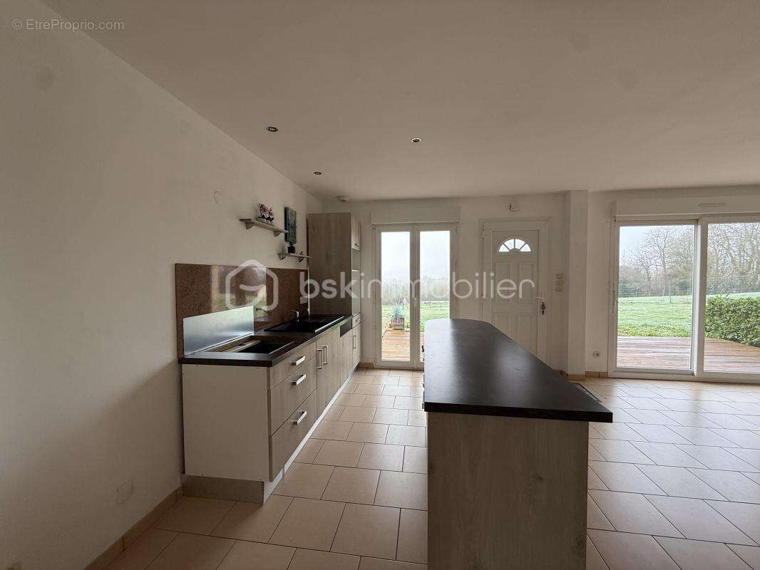 Maison à PONT-L'EVEQUE