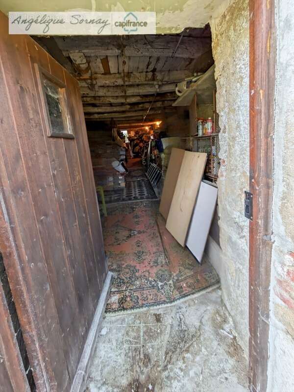 Maison à SAINT-JULIEN