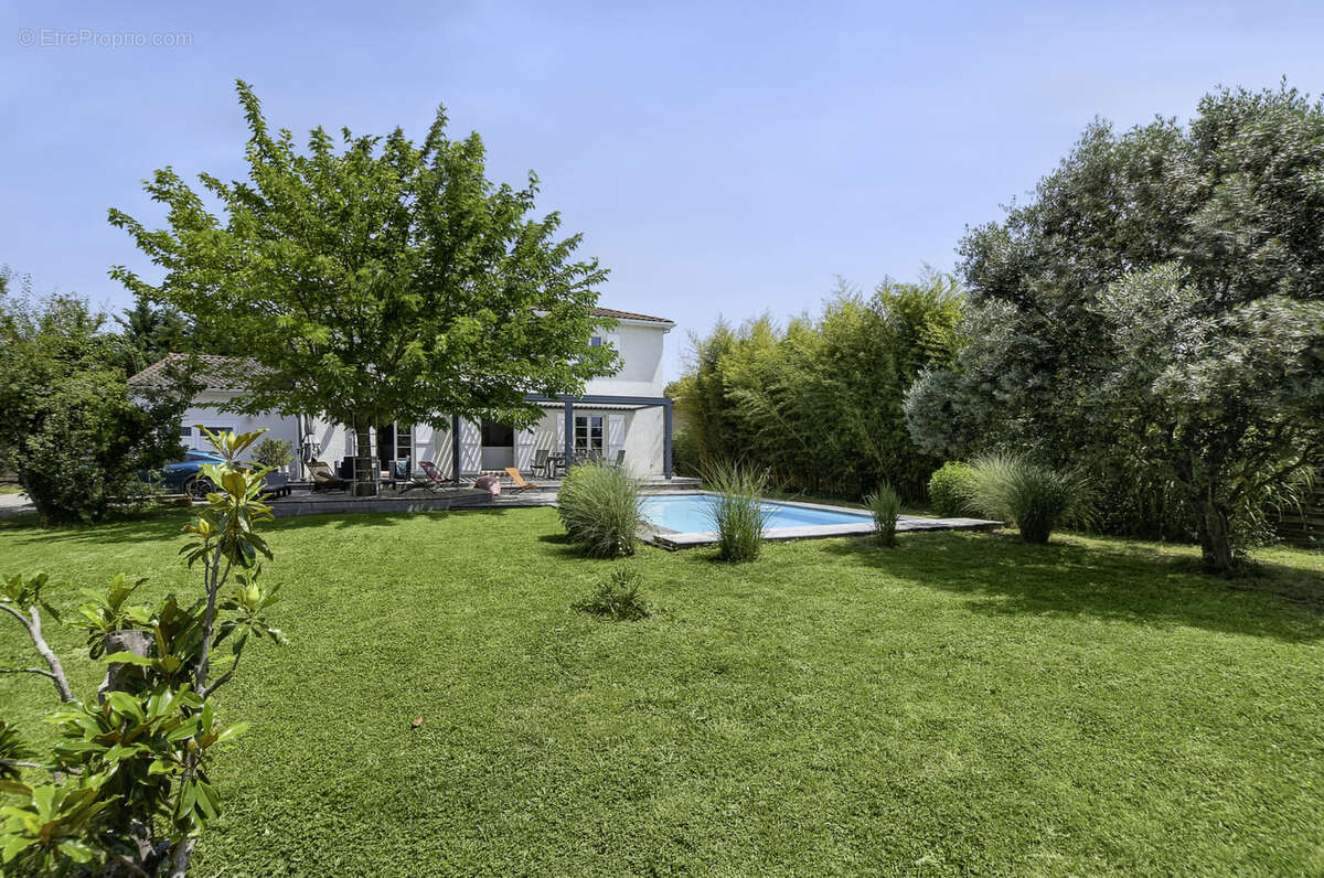 Maison à SAINT-GENIES-BELLEVUE