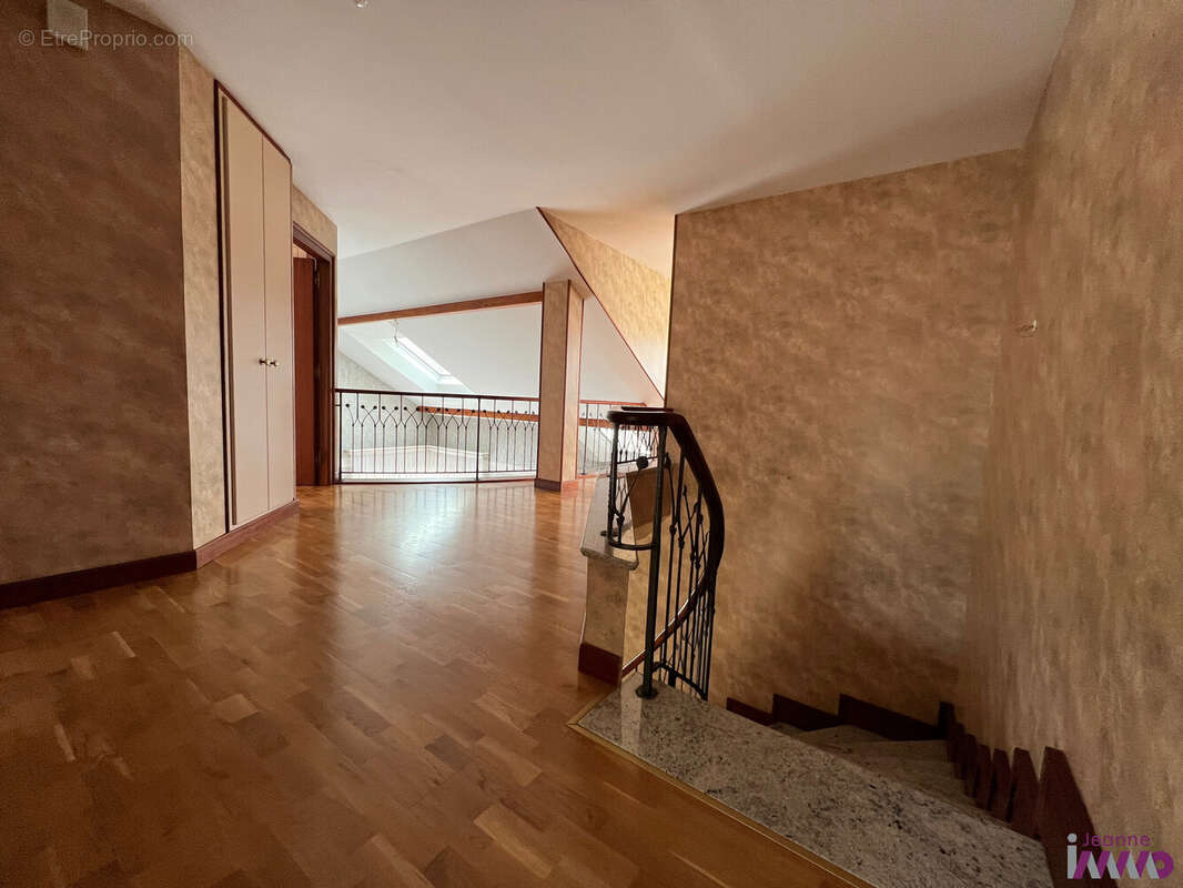 Maison à DANJOUTIN
