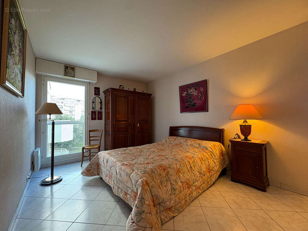 Appartement à ROSNY-SOUS-BOIS