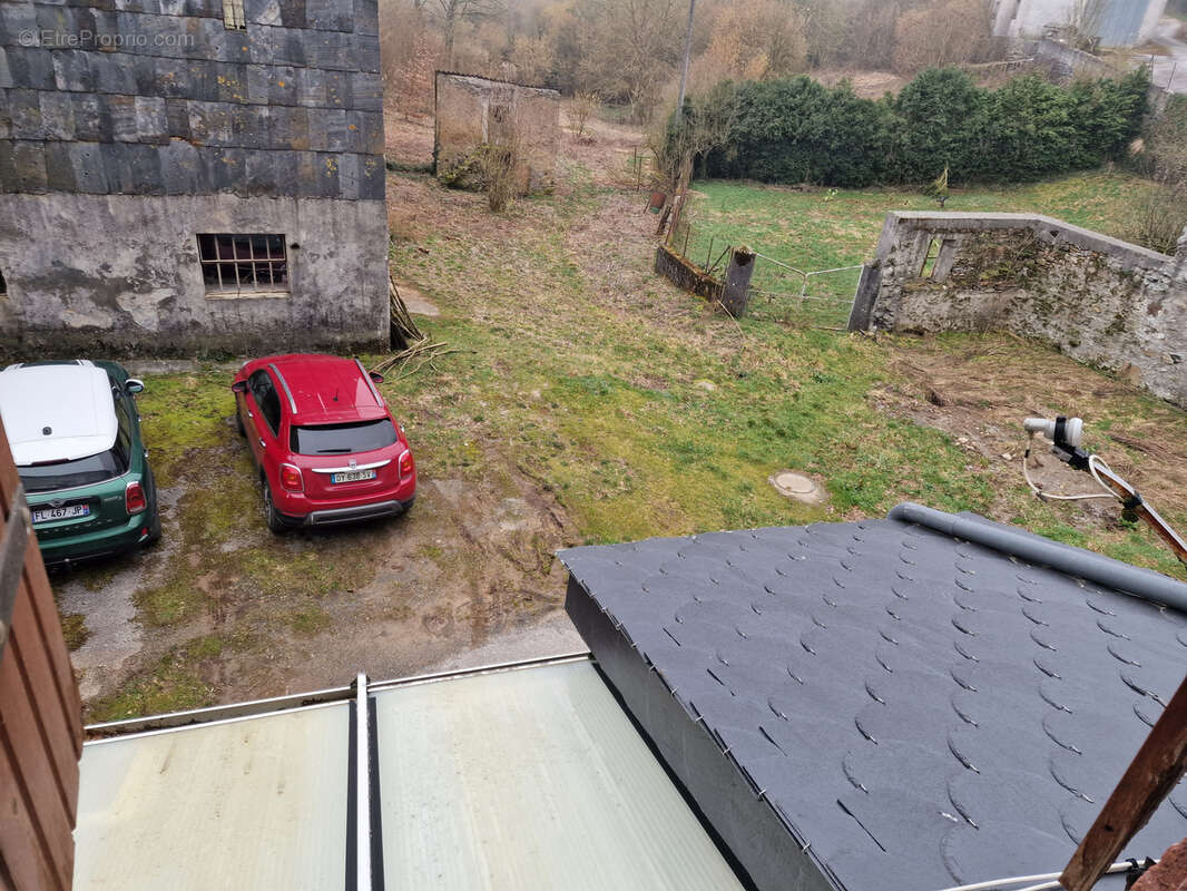 Maison à MURAT-SUR-VEBRE