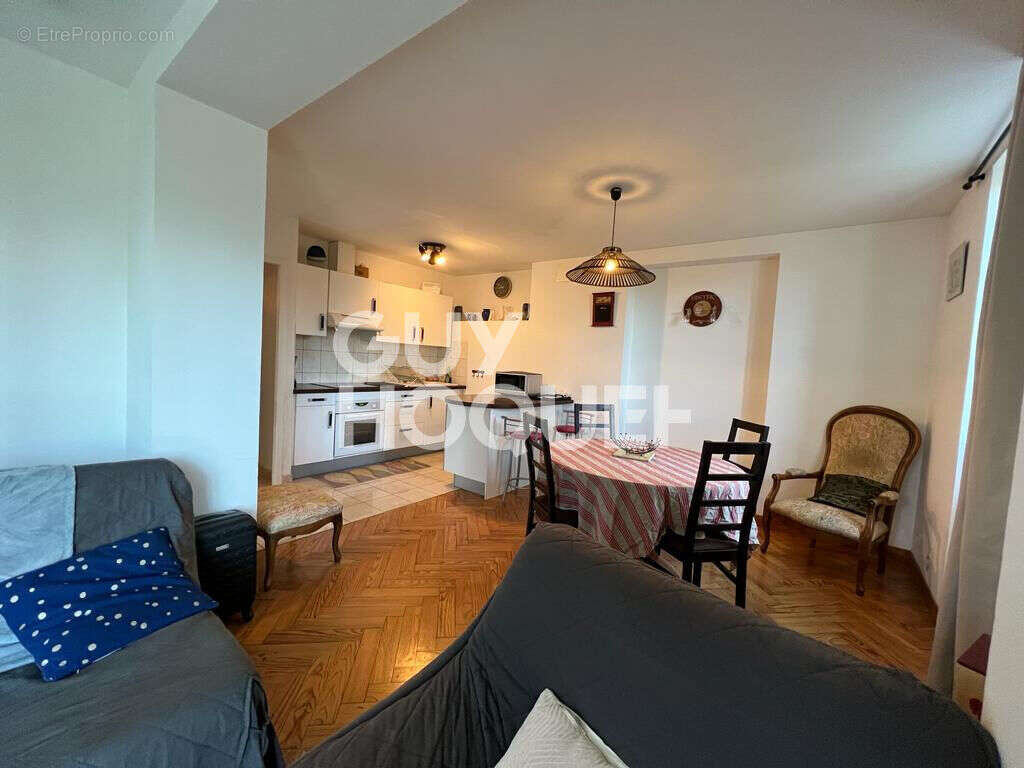 Appartement à CAMBO-LES-BAINS