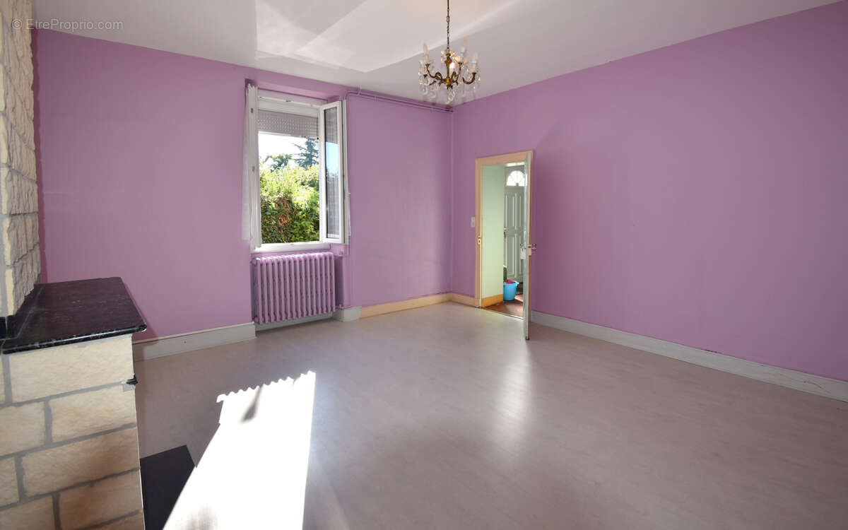 Maison à BLAYE-LES-MINES