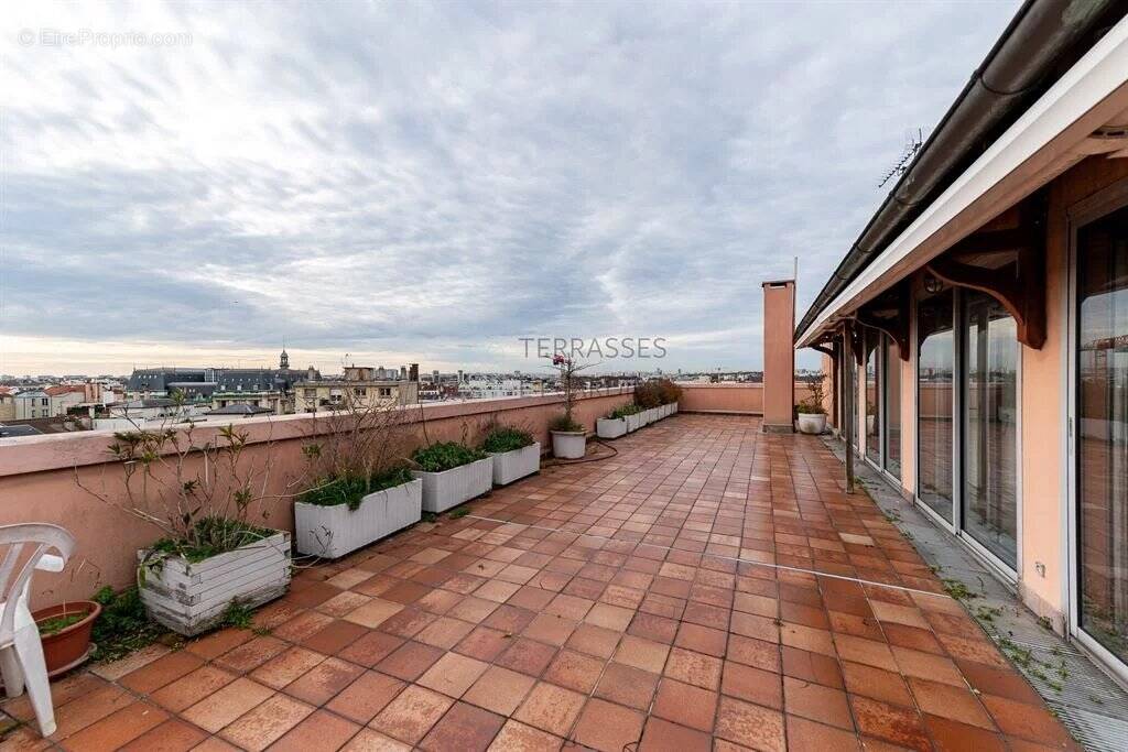 Appartement à SAINT-MAUR-DES-FOSSES