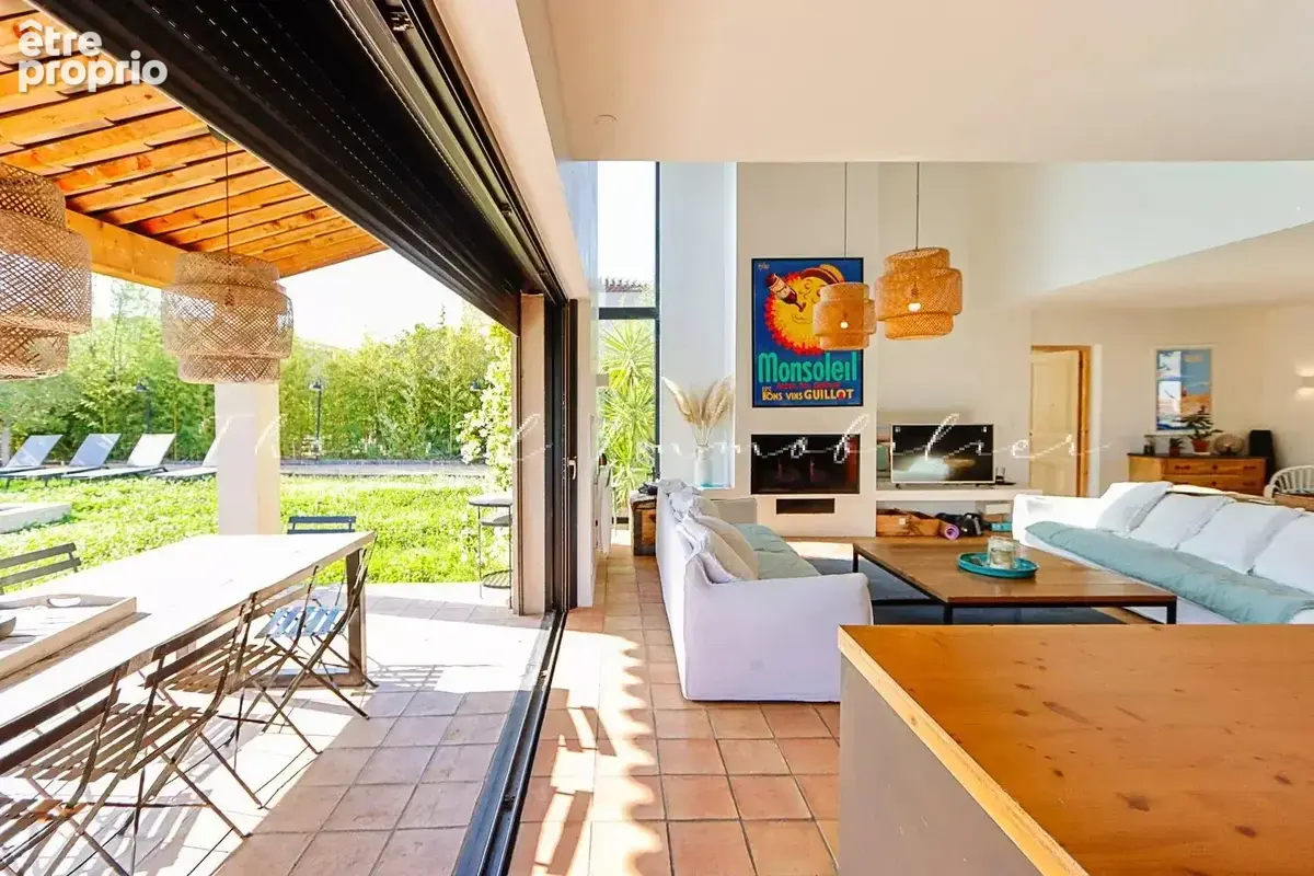 Villa moderne 5 pièces avec piscine et jardin - photo 5