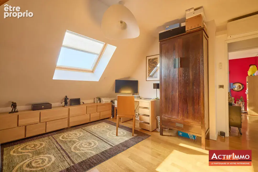 Appartement 5 pièces 122 m² à vendre à Clamart (92140) - photo 9