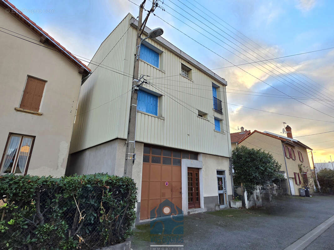 Maison 6 pièces avec terrasse, garage et atelier - photo 3