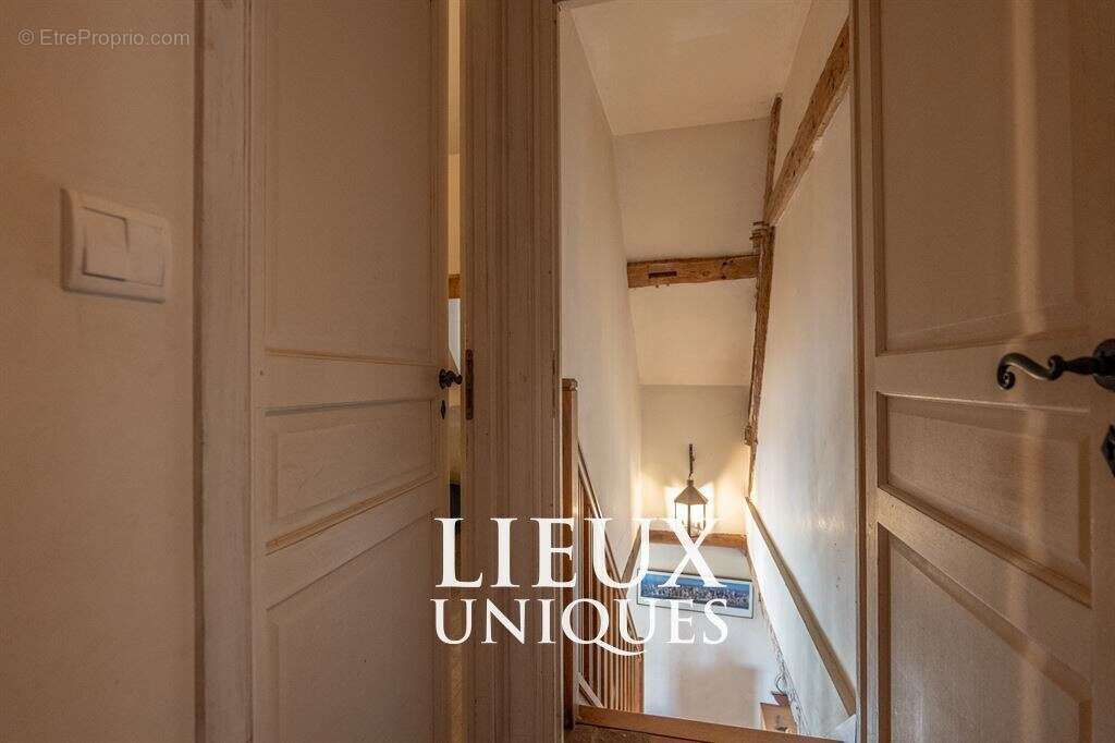 Lieux uniques ® x propriétés privées ®  ancien presbytère de 183 m² terrain de 183 m² - cloyes (41) - photo 24