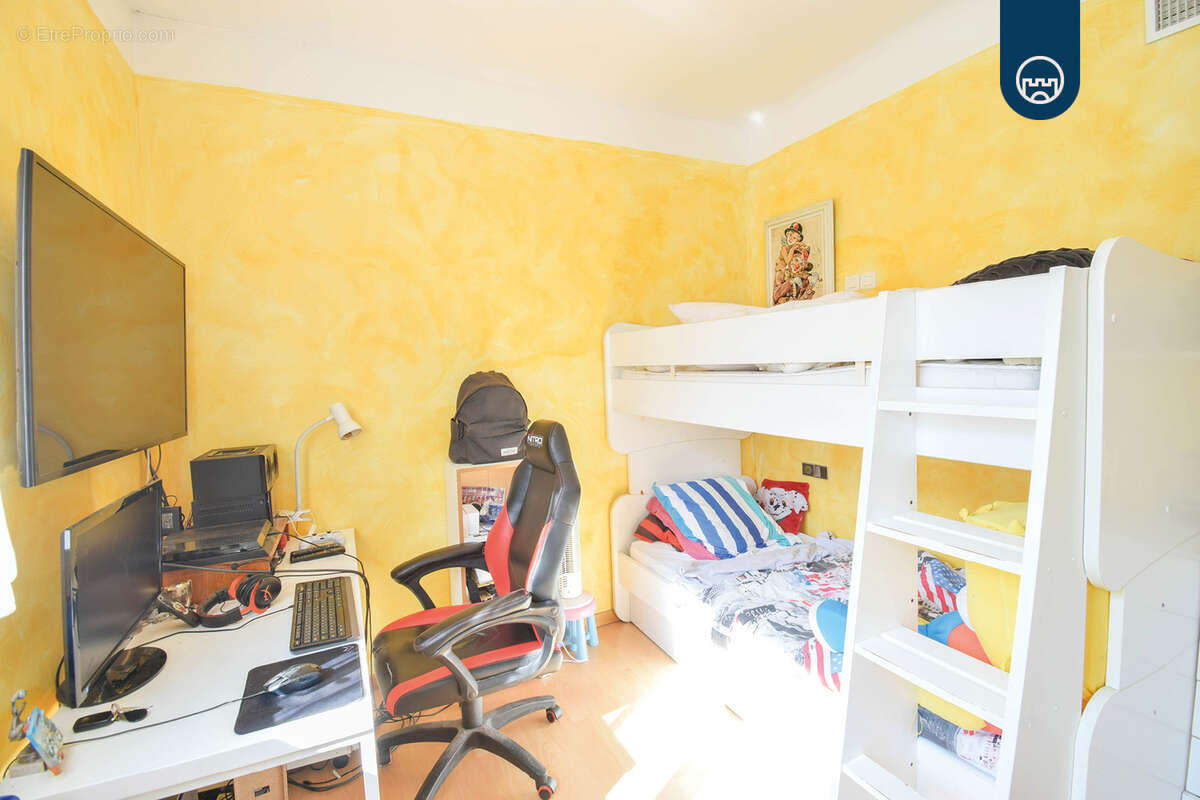 Appartement à SAINT-JEANNET