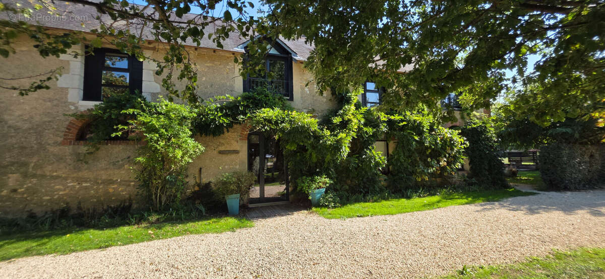 Maison à ANGLES-SUR-L&#039;ANGLIN