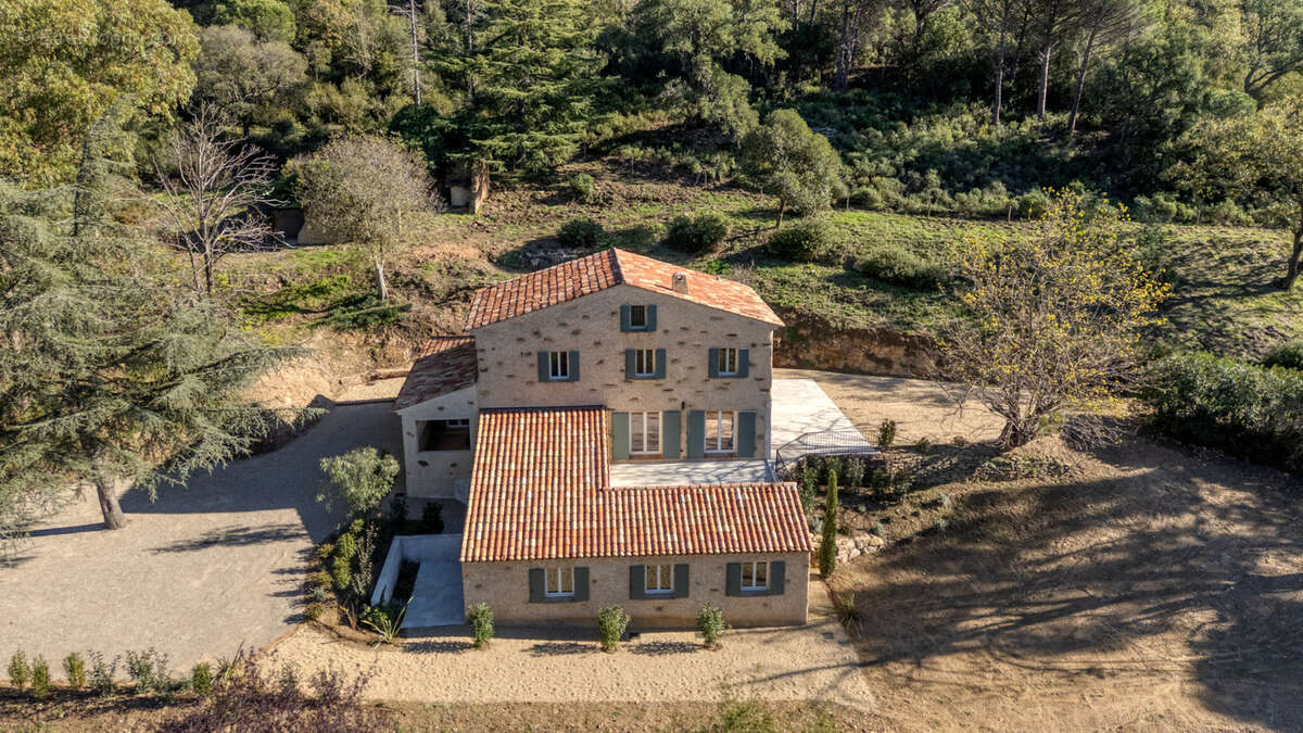 Maison à LA GARDE-FREINET
