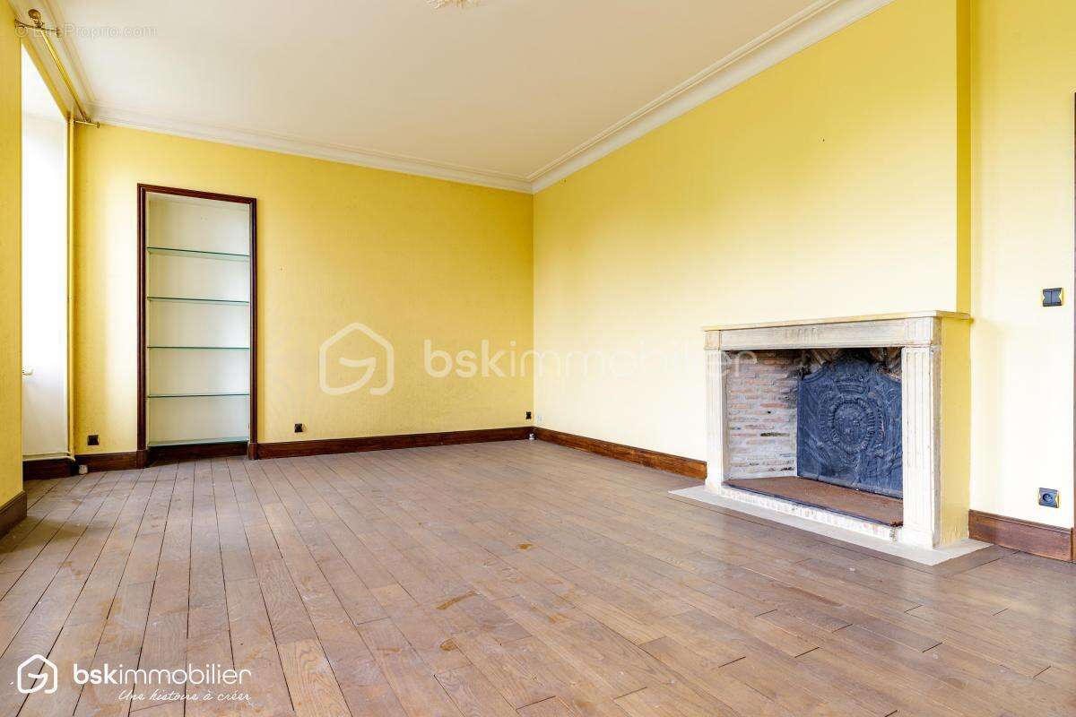 Maison de caractère 326 m² – Hyper-centre Châteauroux – Gros potentiel - photo 11