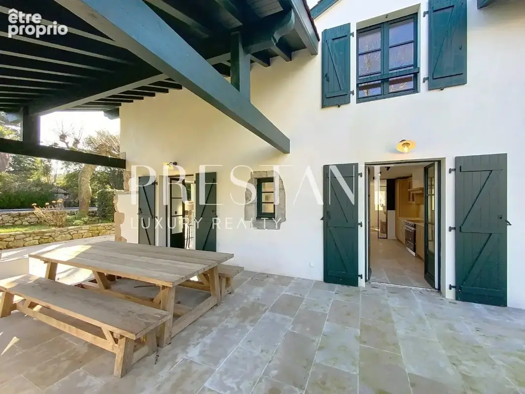 Propriété de Prestige à Bidart - Ferme du XVIIIème Rénovée avec Jardin Paysagé et Piscine - photo 7