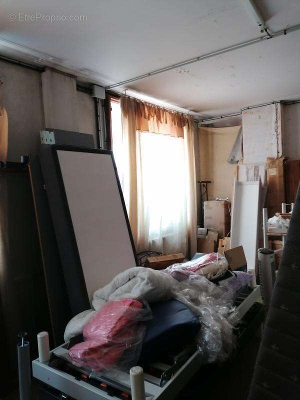 Commerce à SAINT-QUENTIN