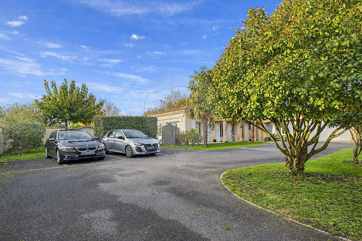 Maison à LES MATHES