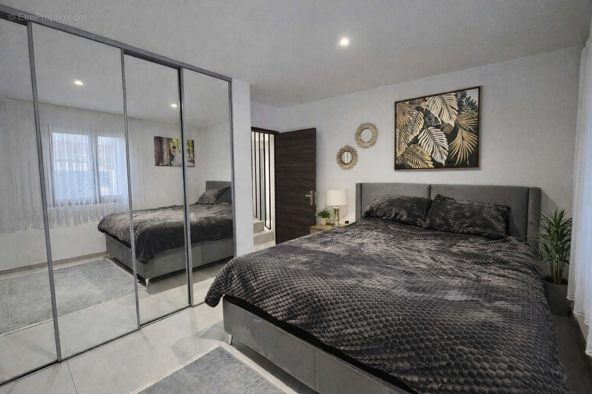 Maison à SAINT-MAURICE-L'EXIL