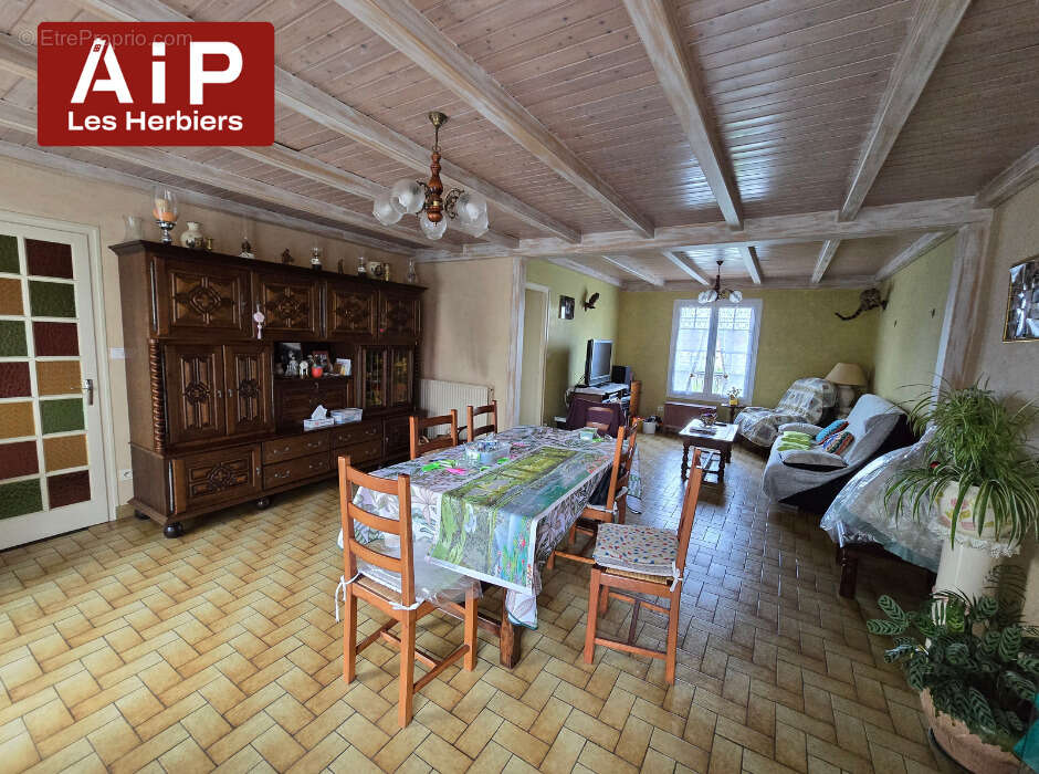 Maison à LE BOUPERE