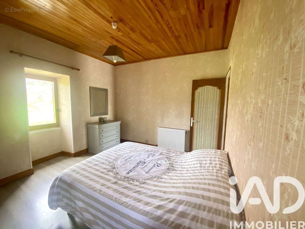 Maison 131 m² à Doissat  - photo 9
