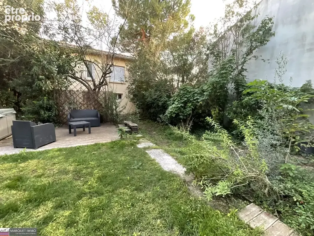 Une opportunité rare sur Béziers - Font-Neuve !!! Cette agréable villa T3 de plain-pied offrant 60 m² habitables, construite en  - photo 15