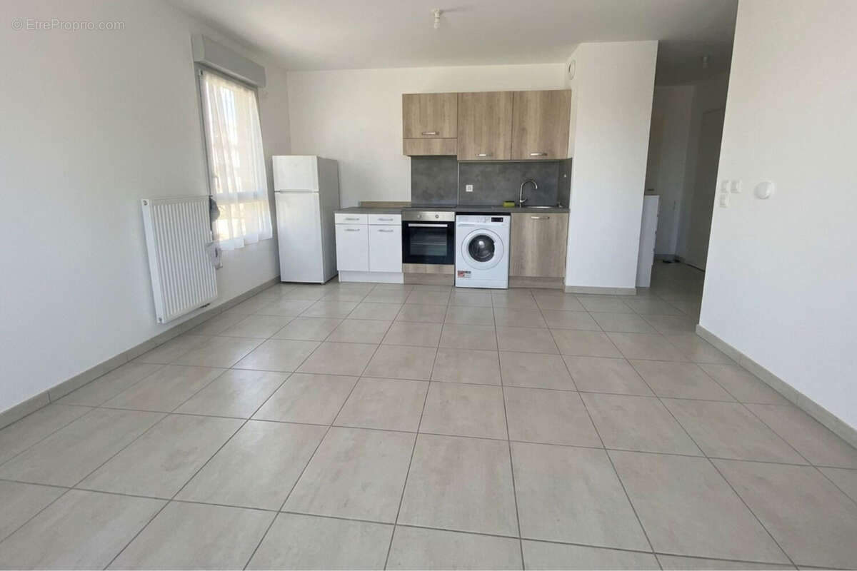 Appartement T3 récent grand balcon et garage - photo 4