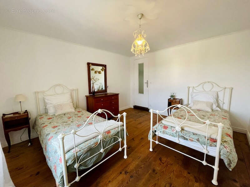 Maison à AUBETERRE-SUR-DRONNE
