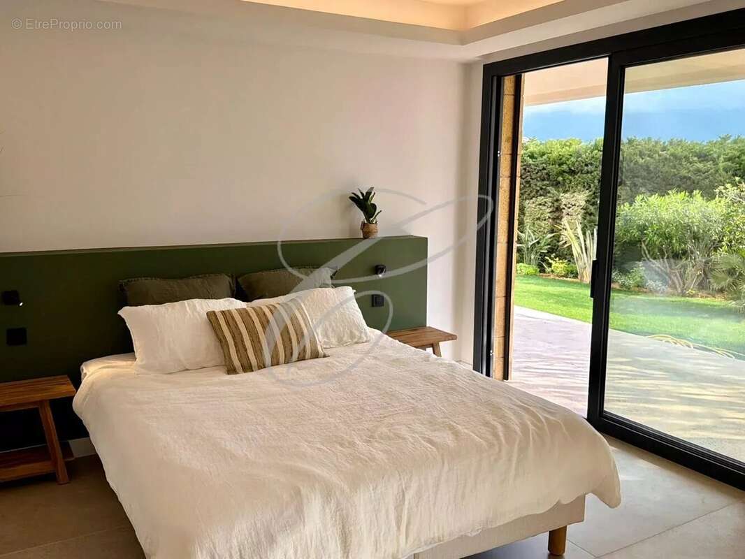Maison à ROQUEBRUNE-CAP-MARTIN