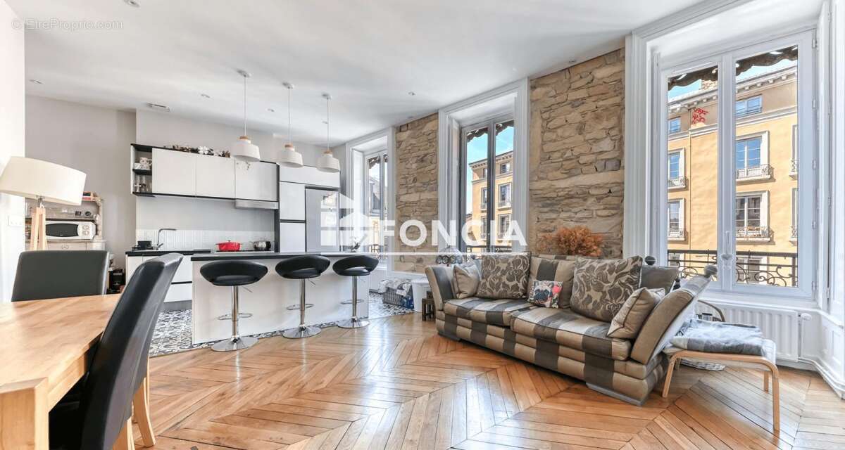 Appartement à LYON-1E