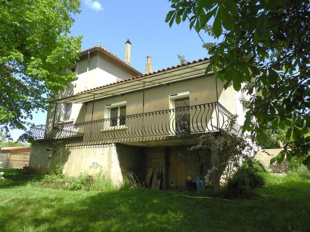 Maison à VILLEFRANCHE-DE-ROUERGUE