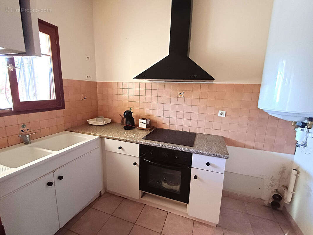 Maison à SAINT-ETIENNE-D'ORTHE