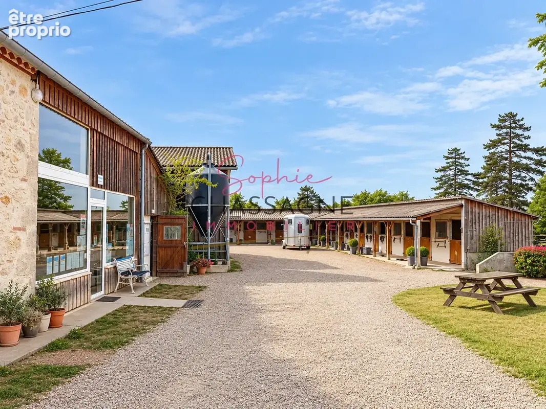 Centre équestre et écurie de propriétaires   plus de 10 hectares   un logement - proche agen (47) - photo 15