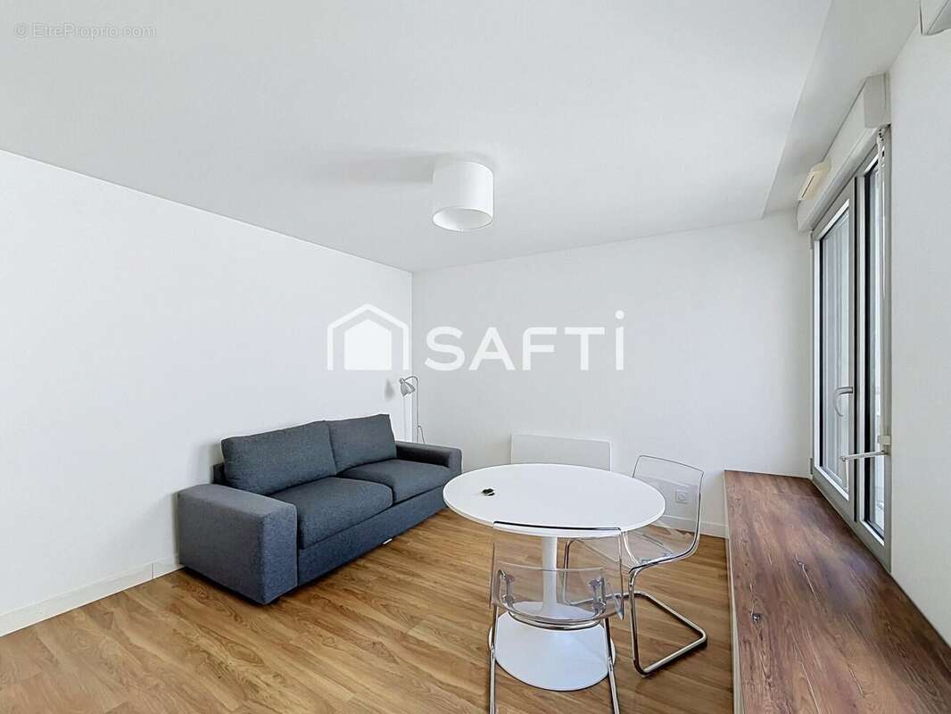 Photo 3 - Appartement à PARIS-18E