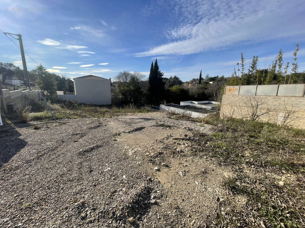 Terrain à NIMES
