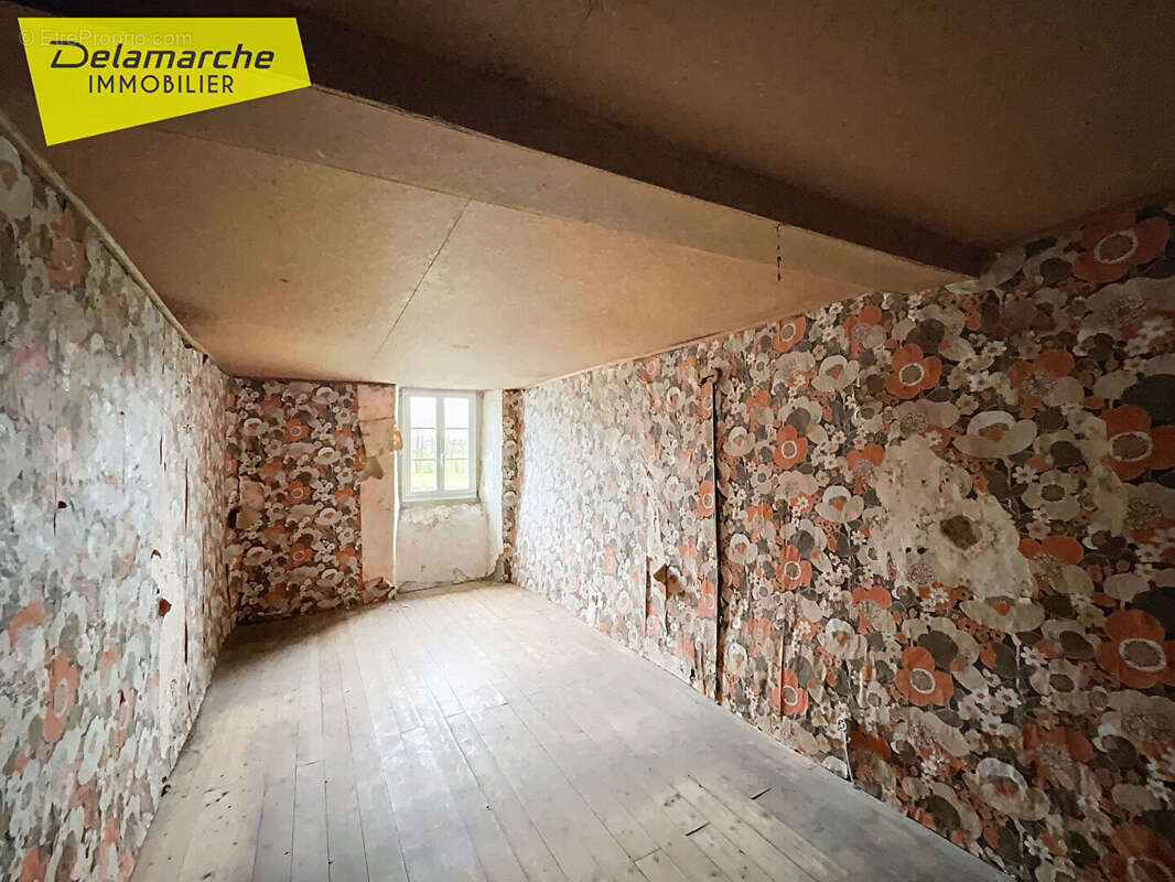 Maison à LINGREVILLE