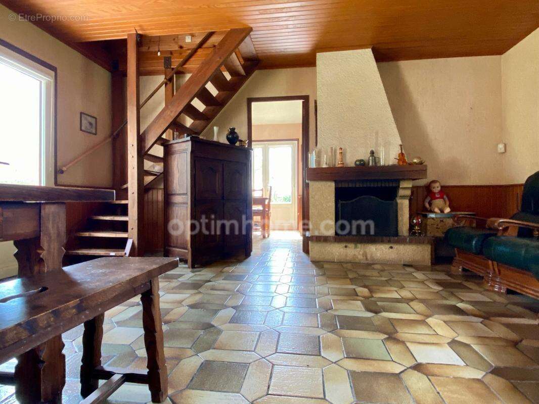 Agréable maison  - Secteur recherché - 4 Chambres - Grenier aménagé - Sous sol avec garage - photo 13