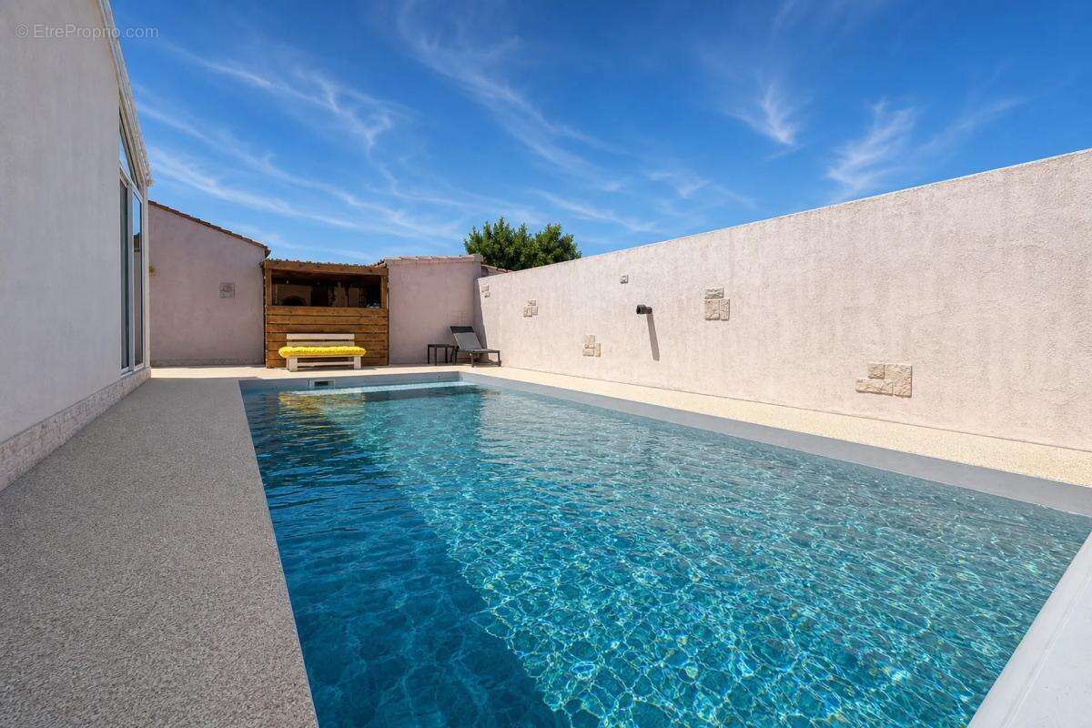 Maison de 5 pièces de 109 m² à Donzère - photo 2