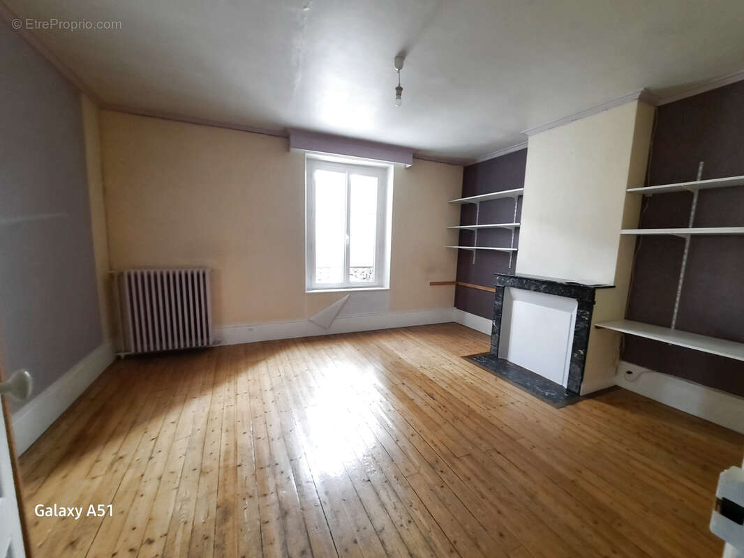 Maison à QUINCY-VOISINS