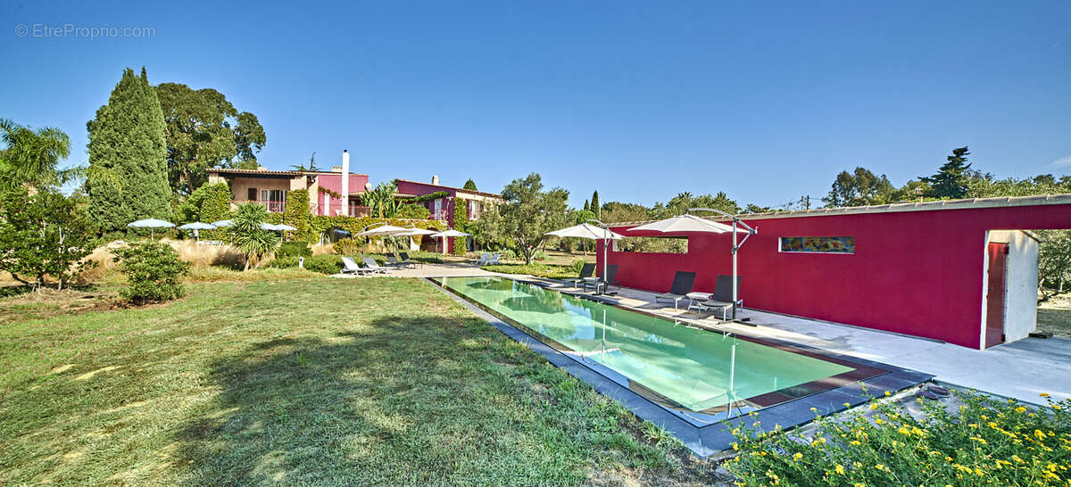 Maison à LA LONDE-LES-MAURES