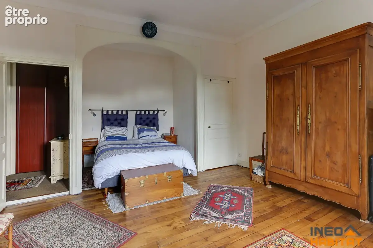 RENNES Centre ville - Appartement bourgeois de 141m² avec ascenseur - photo 4