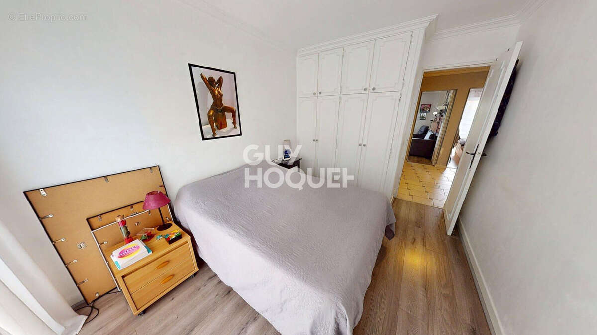 Appartement à LES PAVILLONS-SOUS-BOIS