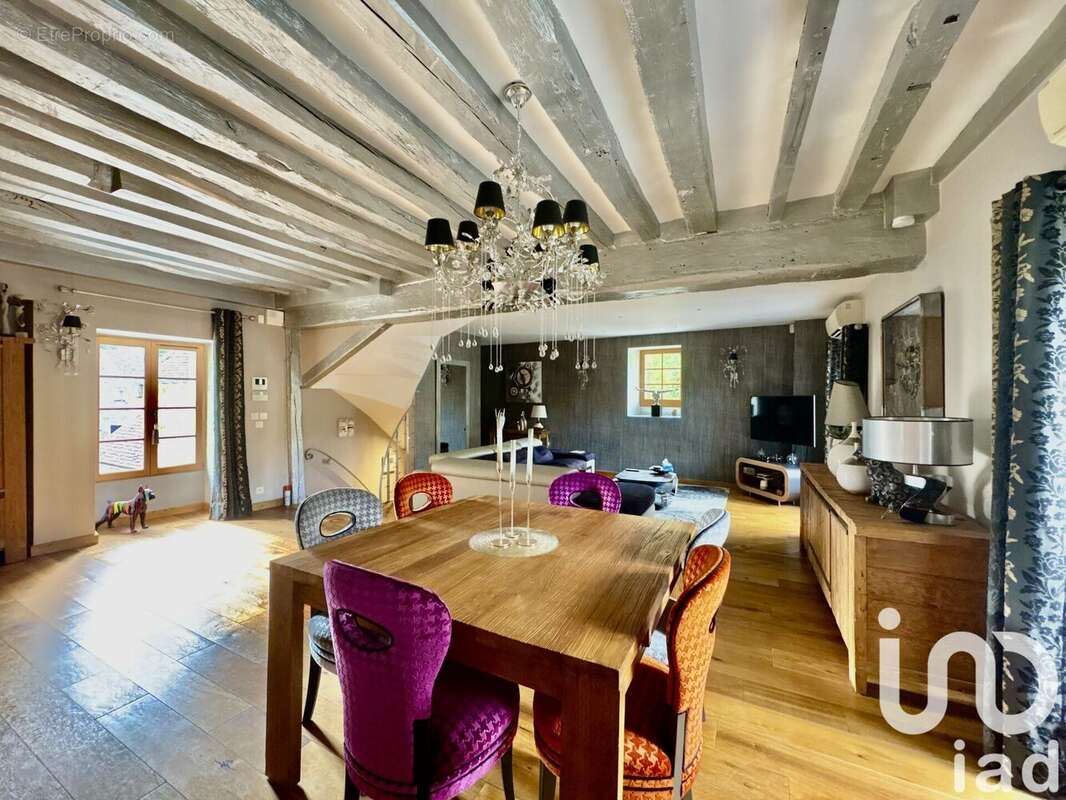 Photo 6 - Maison à VARENNES-JARCY